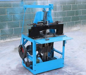 Machine de fabrication de viroles en métal pour pinceaux semi-automatiques