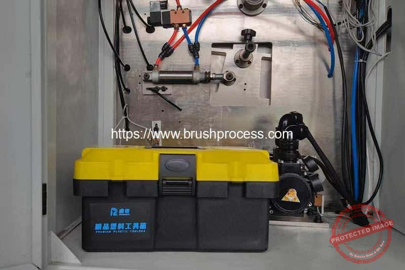 Automatic Twisted Wire Clean Brush Making Machine for Iran Customer 6 Automatic-Twisted-Wire-Clean-Brush-Making-Machine-Tool-Box-for-Iran-Customer